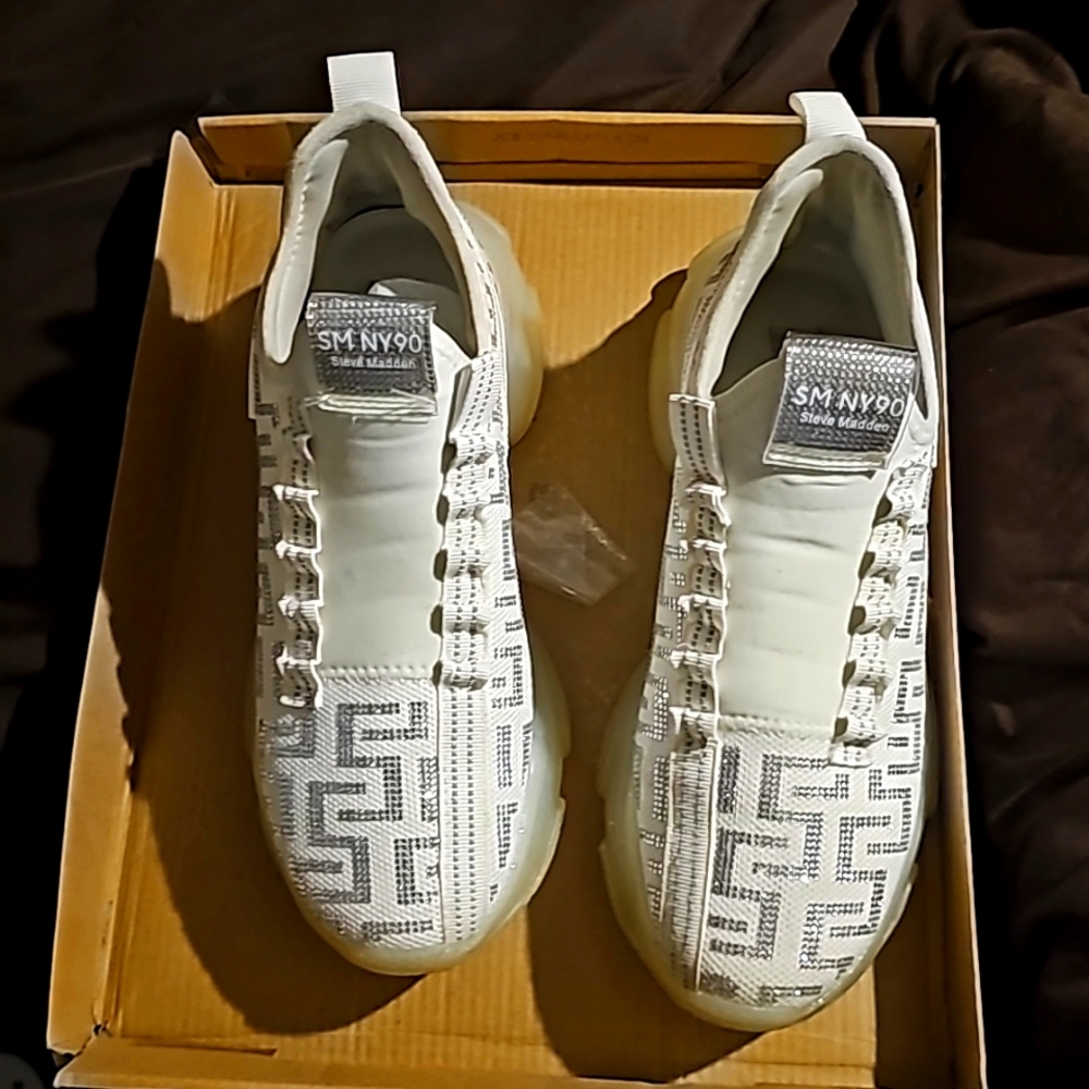 Steve Madden sneakers
